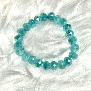 Chic Turquoise Beaded Bracelet NWOT | 
 $10 if Bundled‎ to Any Order